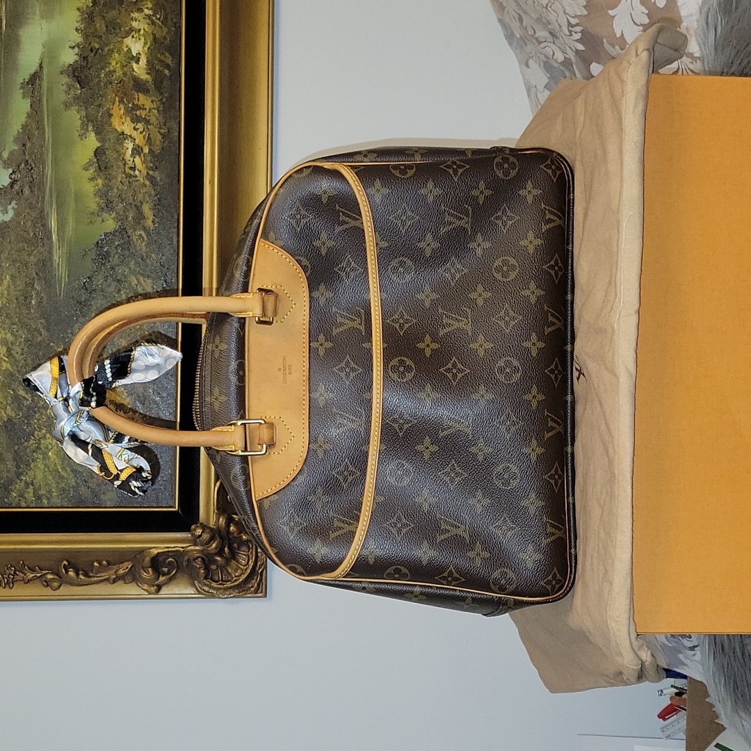 Louis Vuitton Deauville Monogram Bag
